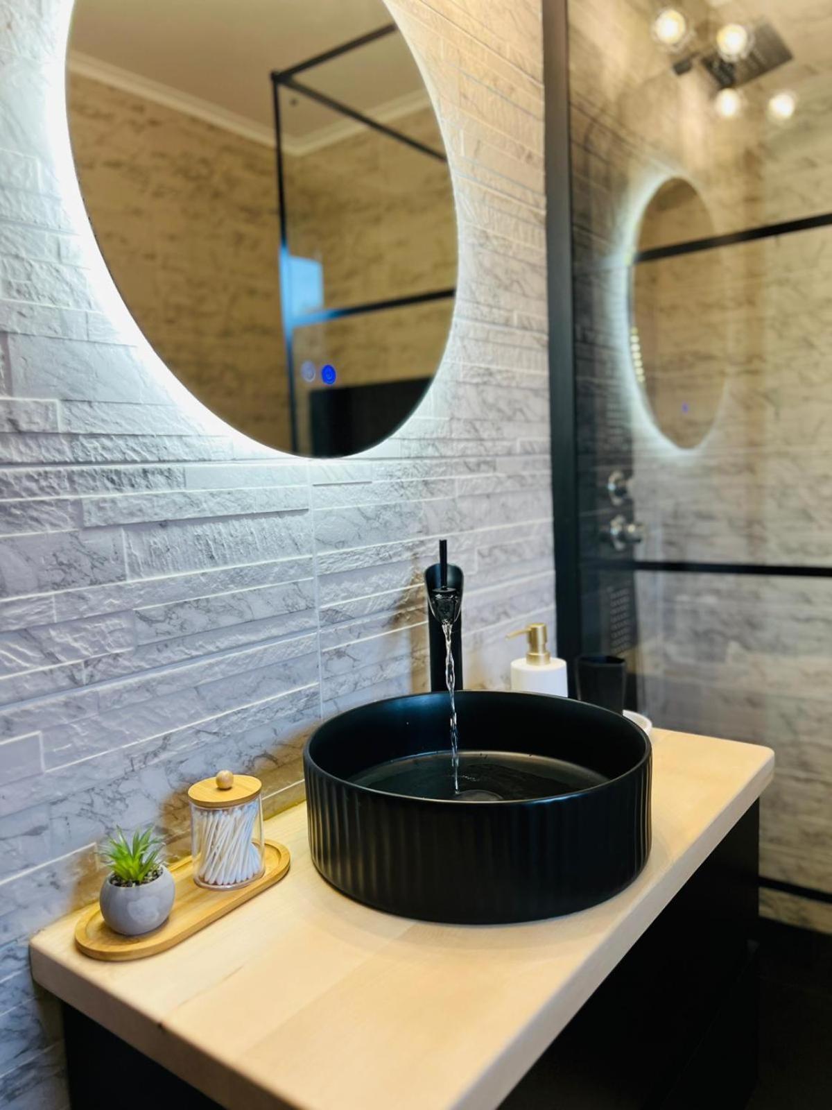 28 Apartament